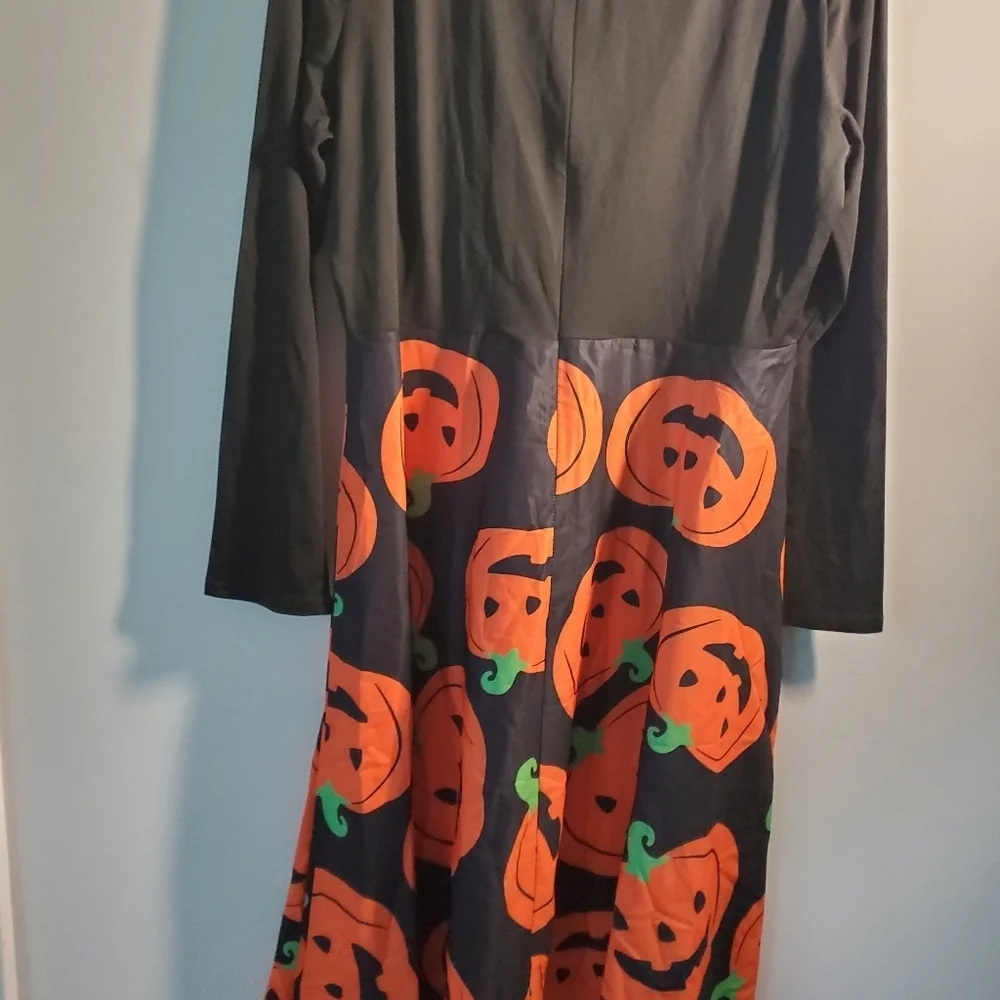 Black and Orange Pumpkin Dress Size Large